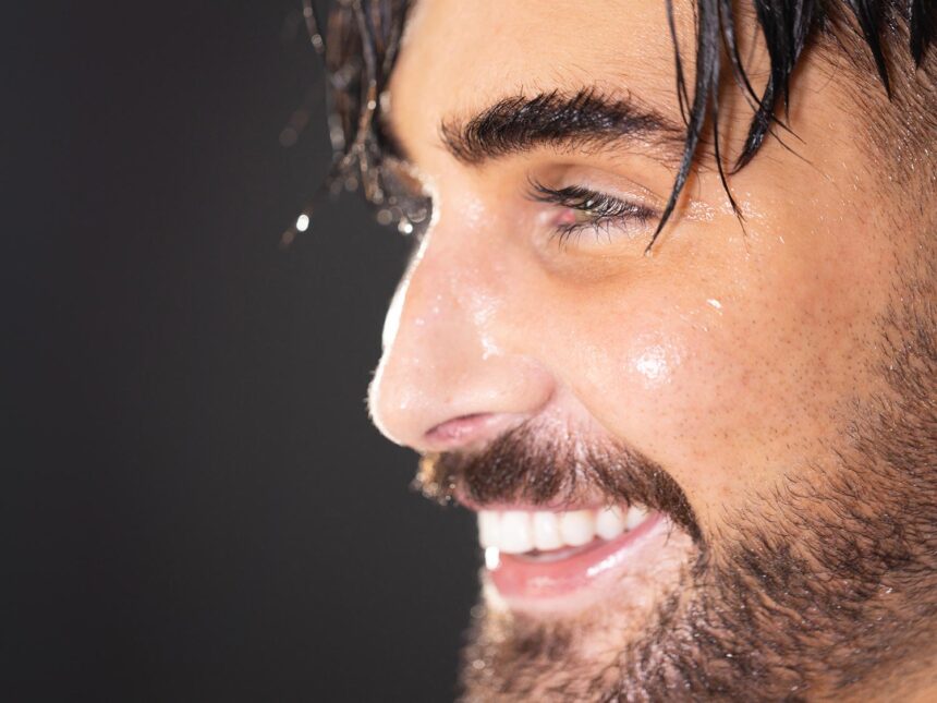 the-modern-man’s-grooming-ritual-with-vitaman
