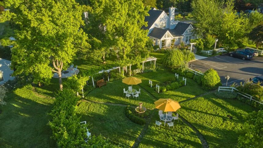 united-states-tourism-sector-enters-high-growth-wellness-era-as-lithia-springs-resort-oregon-expands-with-capri-bungalows-delivering-emotional-luxury-escape-and-immersive-mineral-spring-healing-retreat-experience united-states-tourism-sector-enters-high-growth-wellness-era-as-lithia-springs-resort-oregon-expands-with-capri-bungalows-delivering-emotional-luxury-escape-and-immersive-mineral-spring-healing-retreat-experience