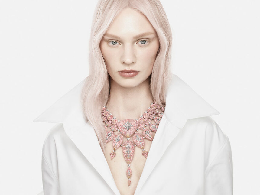 carte-blanche-sets:-high-jewellery-with-a-human-touch carte-blanche-sets:-high-jewellery-with-a-human-touch
